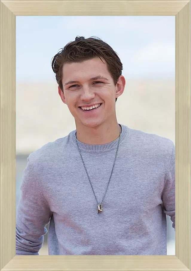 Картина в раме - Том Холланд. Tom Holland