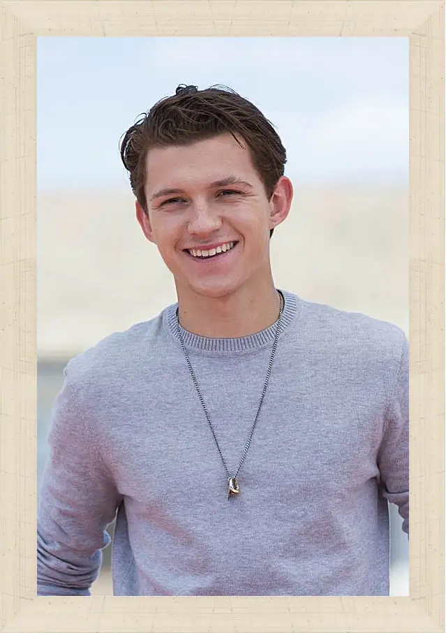 Картина в раме - Том Холланд. Tom Holland