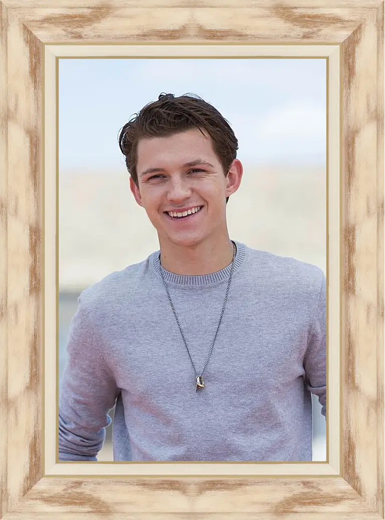 Картина в раме - Том Холланд. Tom Holland