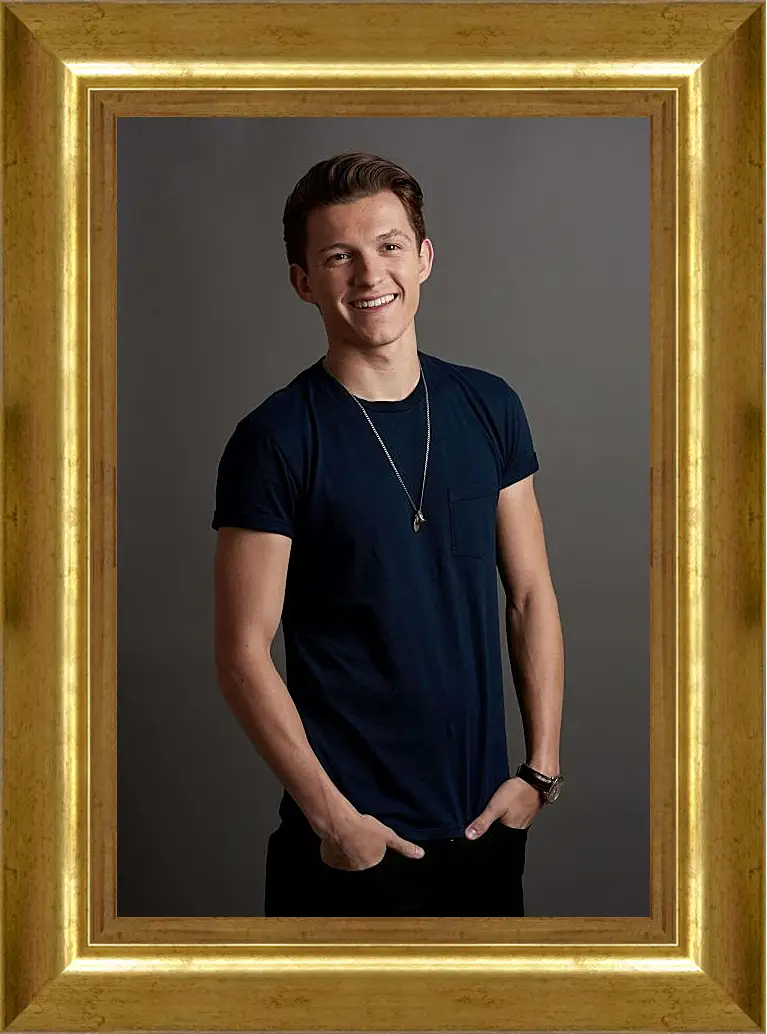 Картина в раме - Том Холланд. Tom Holland