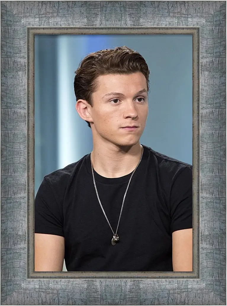 Картина в раме - Том Холланд. Tom Holland