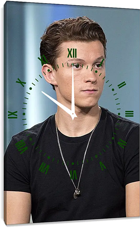 Часы картина - Том Холланд. Tom Holland