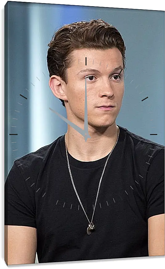 Часы картина - Том Холланд. Tom Holland