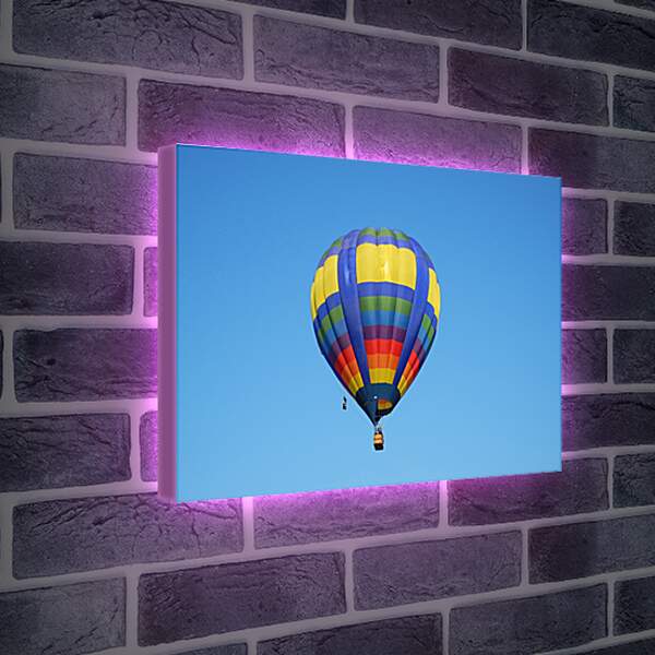 Лайтбокс световая панель - Разноцветный воздушный шар в небе