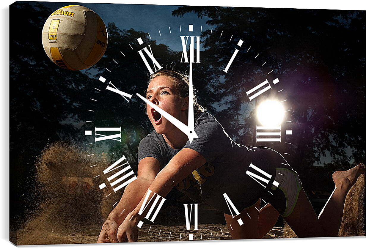 Часы картина - Девушка с волейбольным мячом