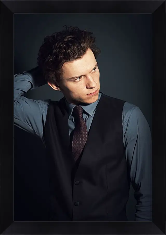 Картина в раме - Том Холланд. Tom Holland