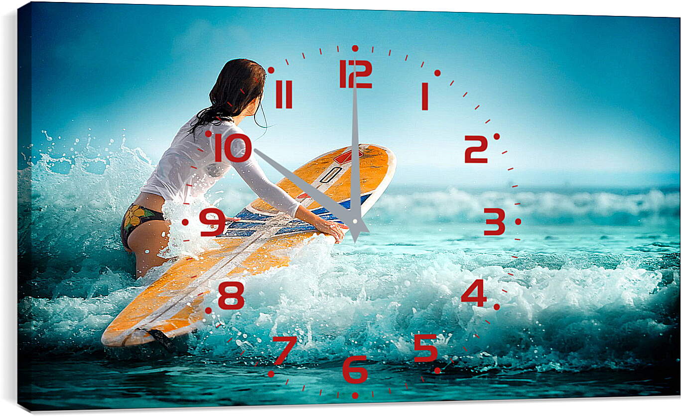 Часы картина - Девушка готовиться к серфингу