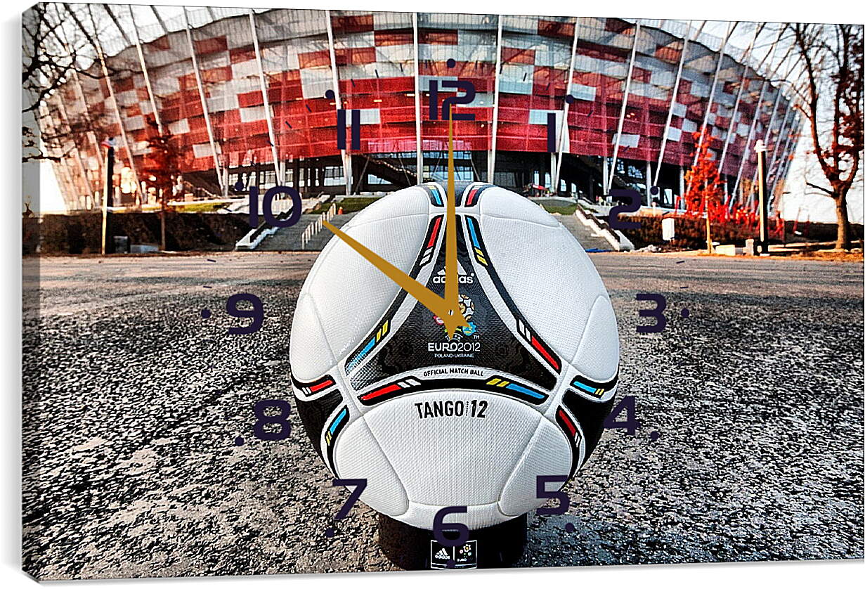 Часы картина - Мяч на фоне стадиона