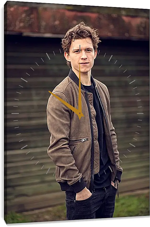 Часы картина - Том Холланд. Tom Holland