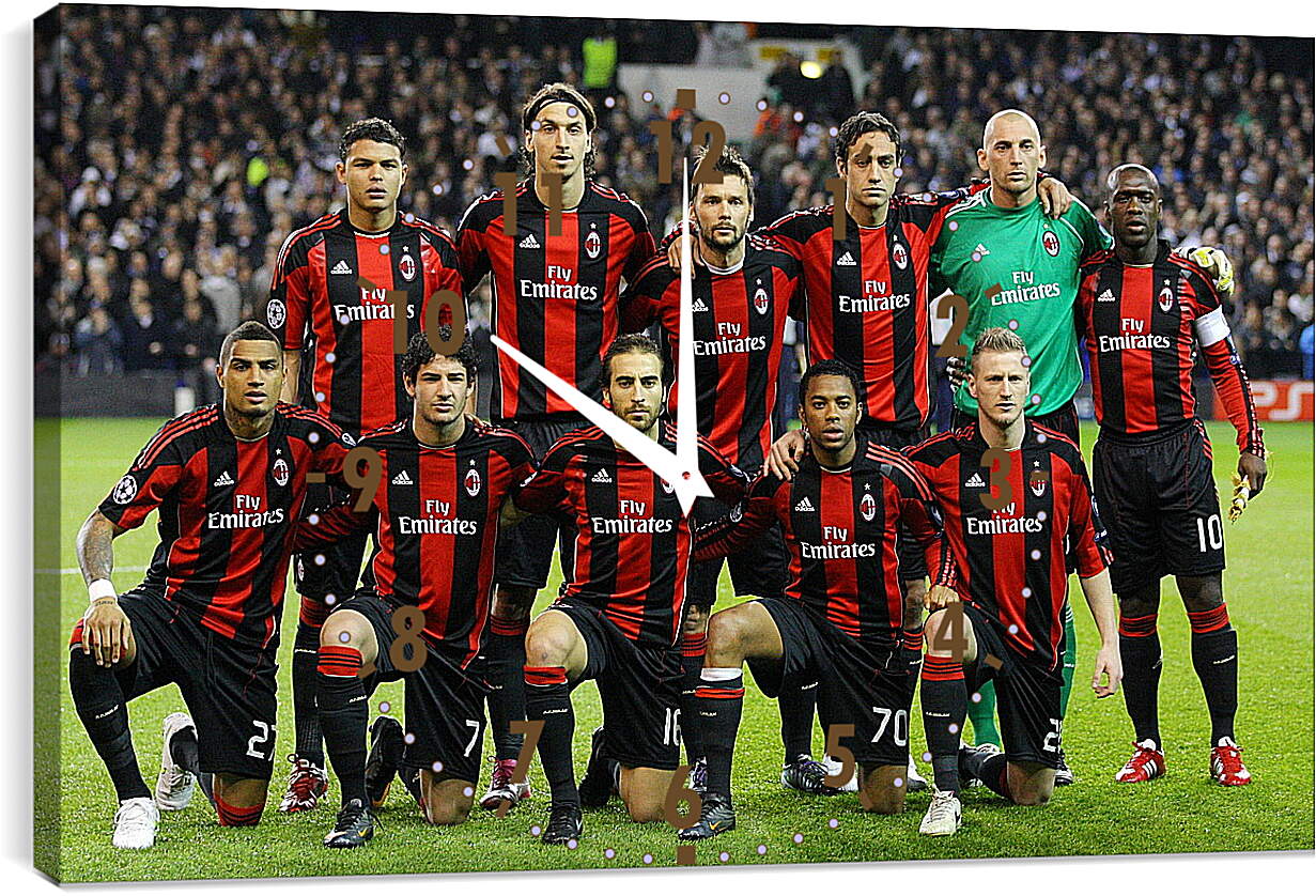 Часы картина - Фото перед матчем ФК Милан