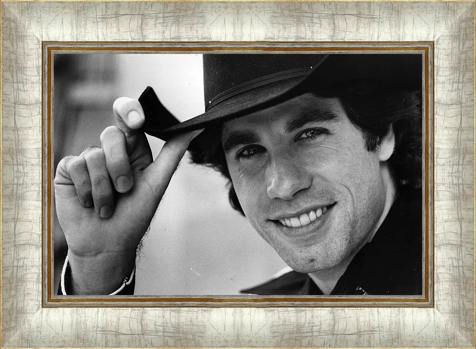 Картина в раме - Джон Траволта. John Travolta