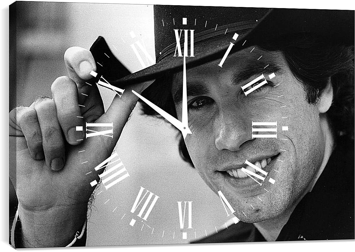 Часы картина - Джон Траволта. John Travolta