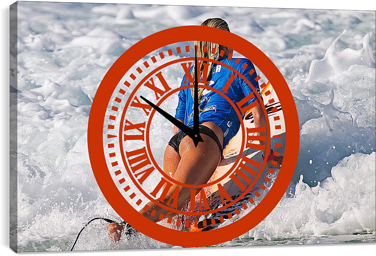 Часы картина - Серфингистка ложится на доску