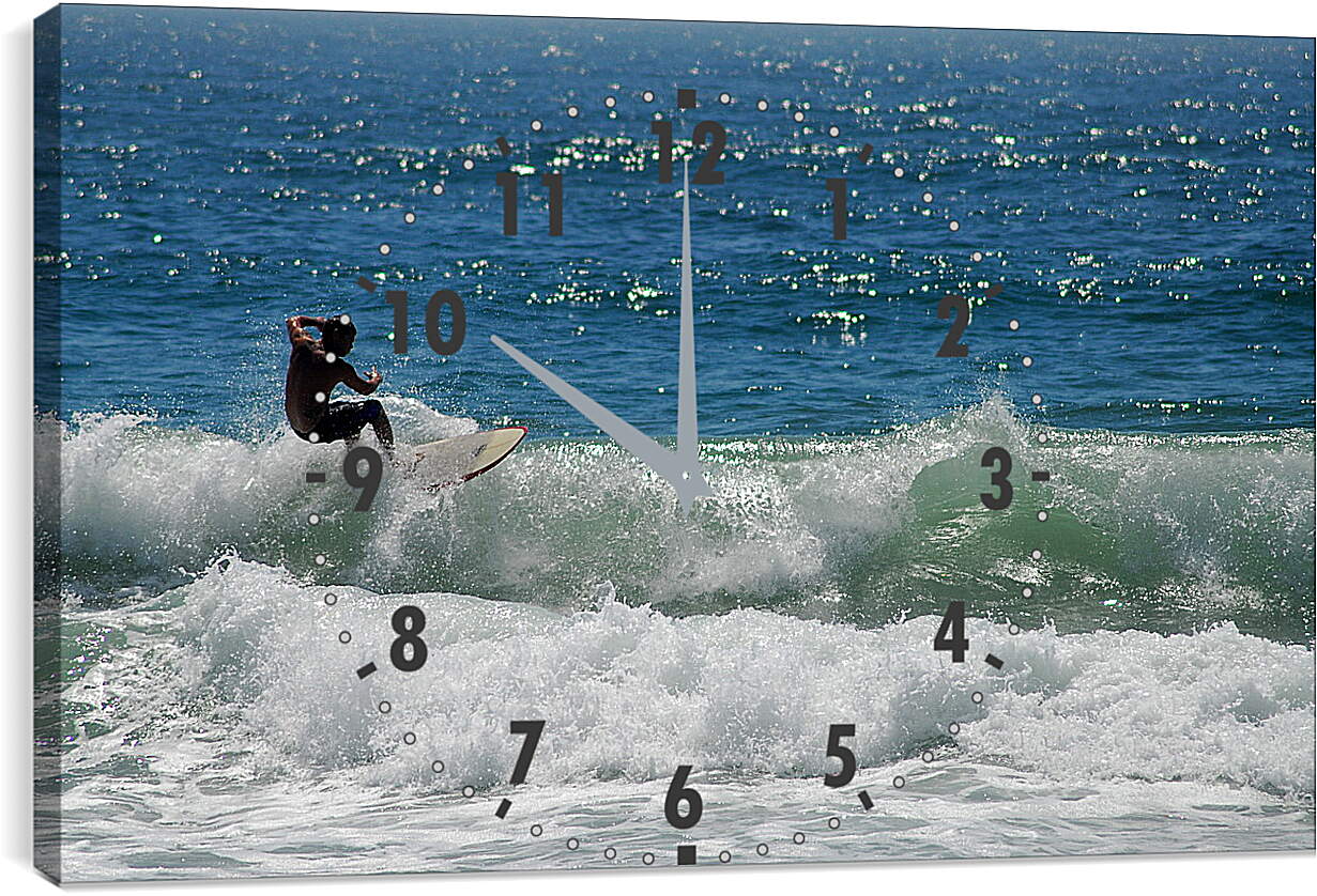 Часы картина - Сёрфинг на небольших волнах