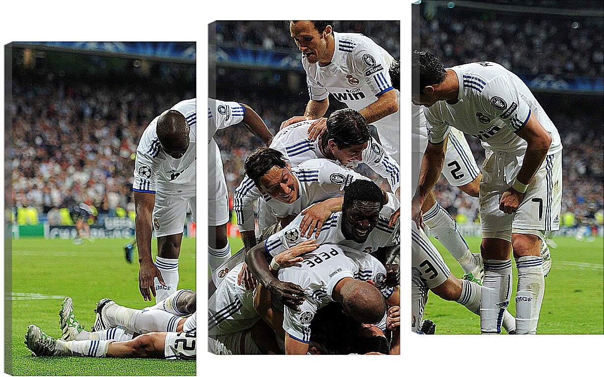 Модульная картина - Роналду и Пепе с партнерами по Реалу Мадриду