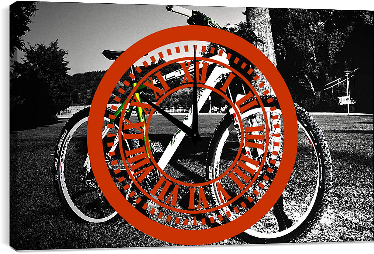 Часы картина - Велосипед возле дерева