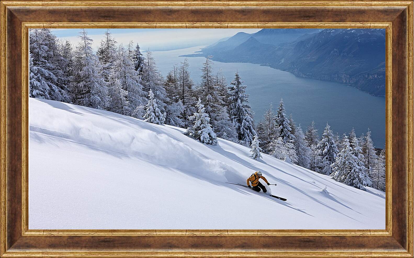 Картина в раме - Спускаясь по белоснежно снегу