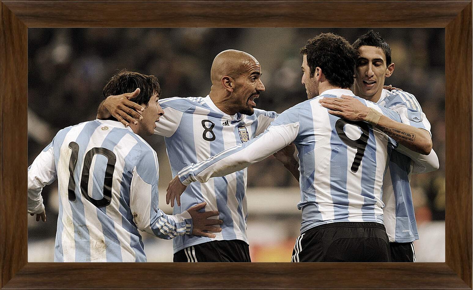 Картина в раме - Аргентинцы после взятия ворот