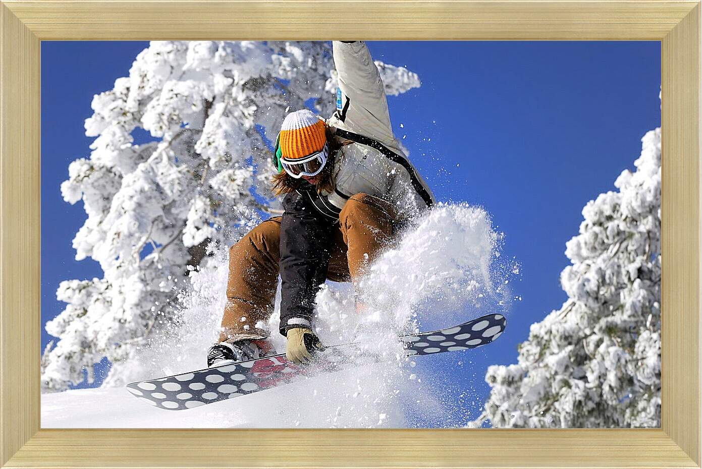 Картина в раме - Прыжок рыжего сноубордиста