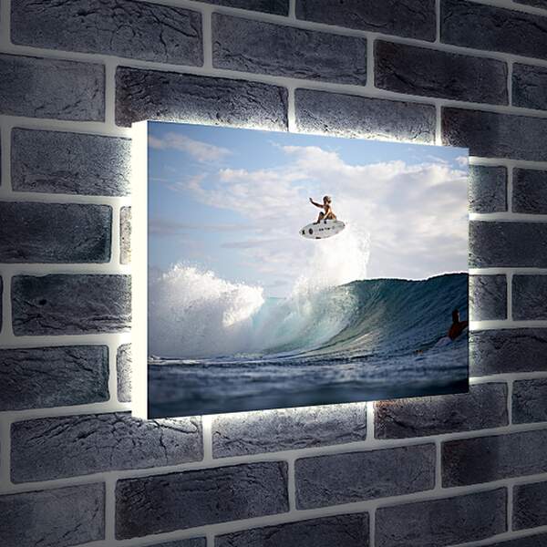 Лайтбокс световая панель - Летящий над волной сёрфингист