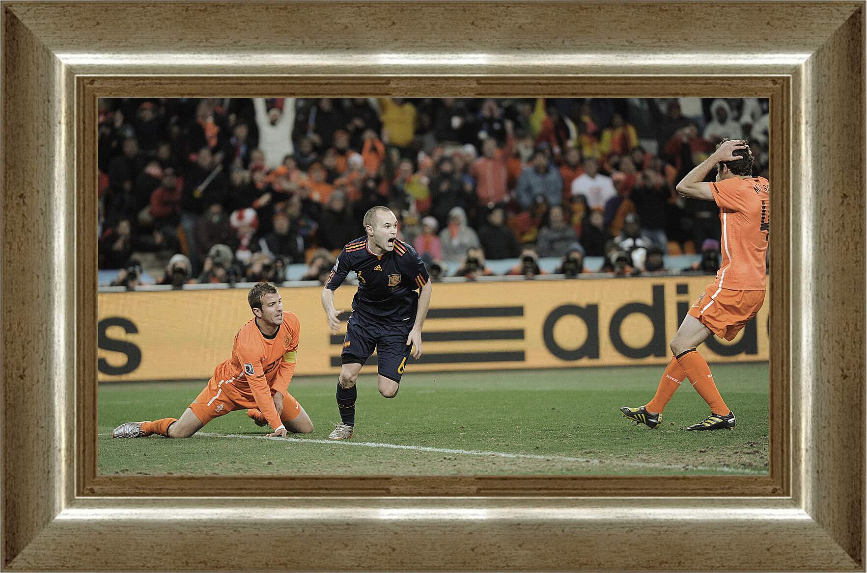 Картина в раме - Сборная Испании против сборной Нидерландов