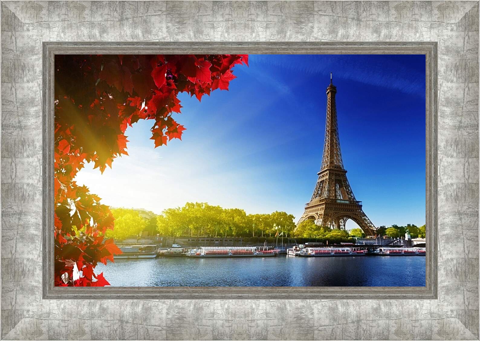 Картина в раме - Париж. Эйфелева башня, осень