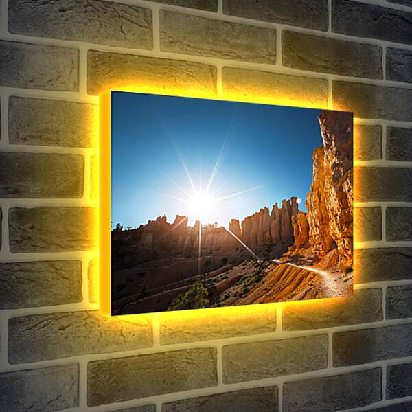 Лайтбокс световая панель - Солнце над скалистыми горами