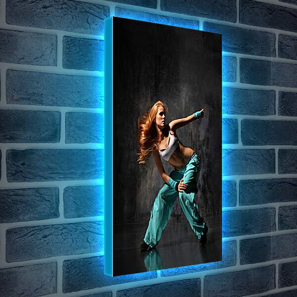 Лайтбокс световая панель - Танцовщица в голубых штанах