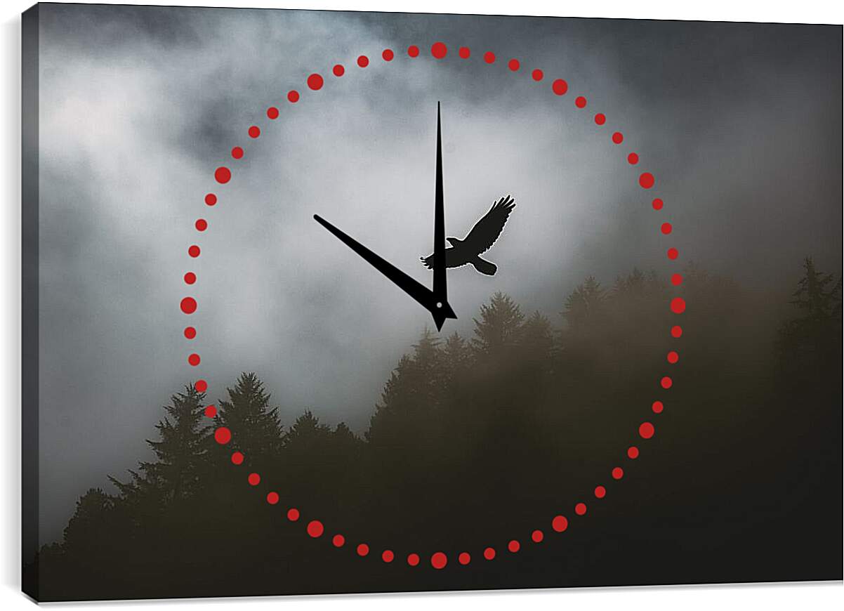 Часы картина - Чёрный ворон в полёте над лесом