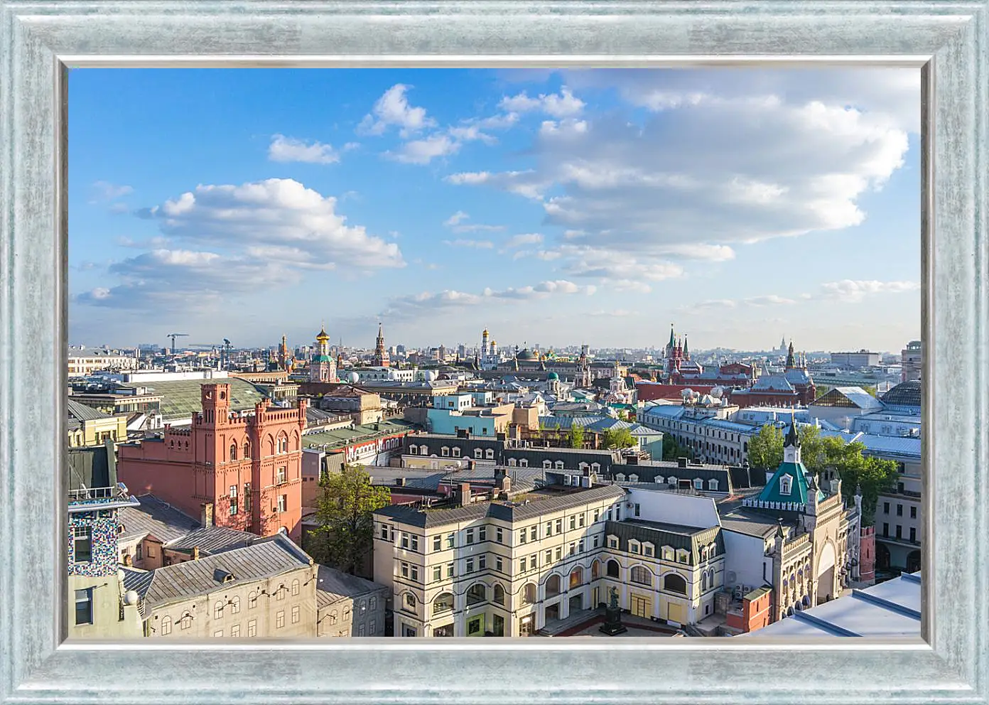 Картина в раме - Солнечная Москва