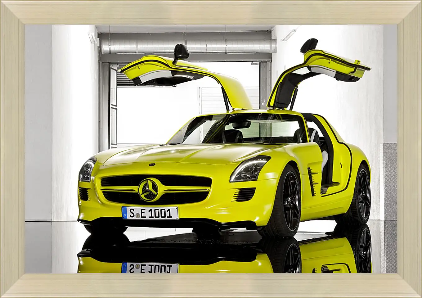 Картина в раме - Mercedes SLS AMG