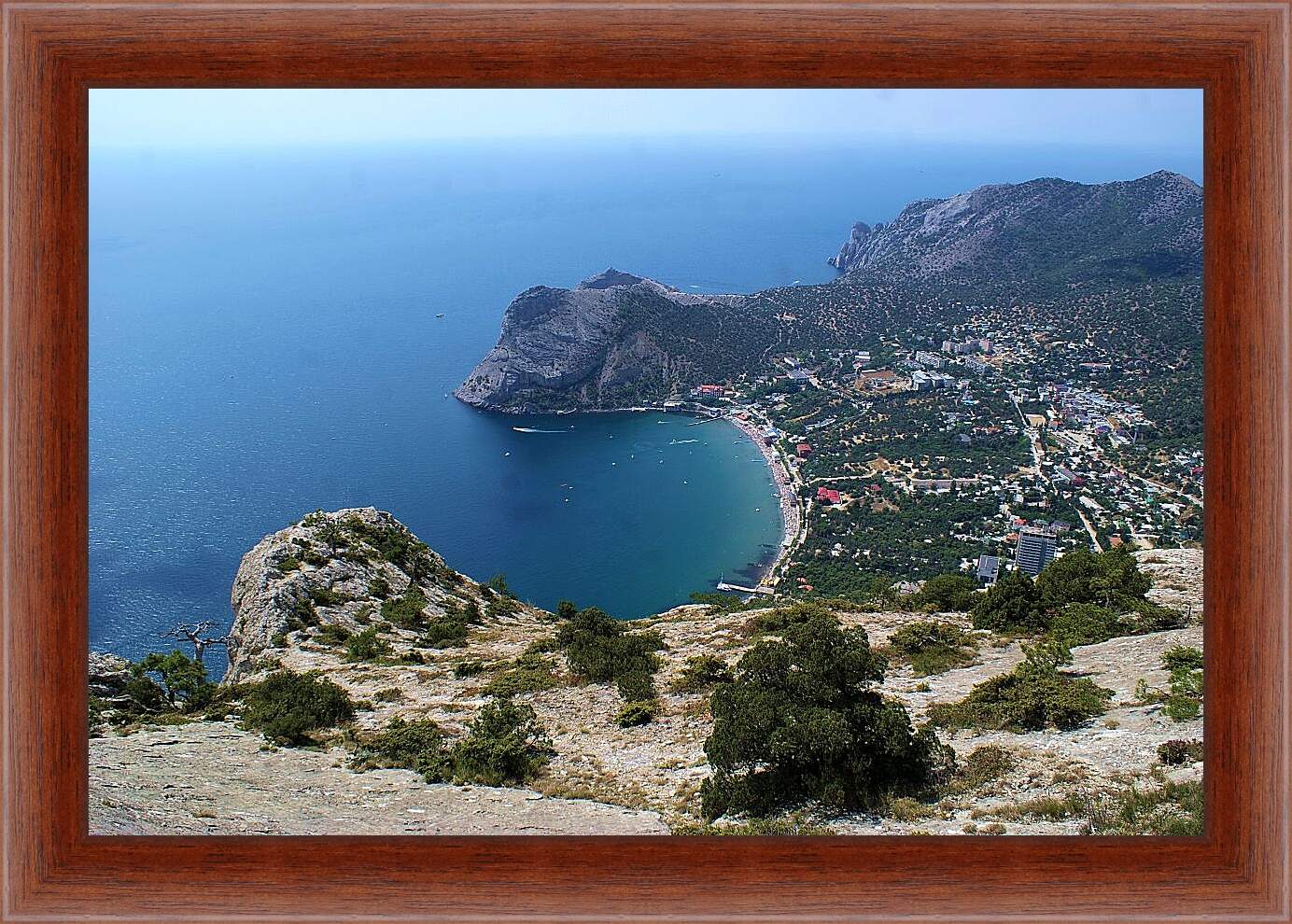 Картина в раме - Южный берег. Крым