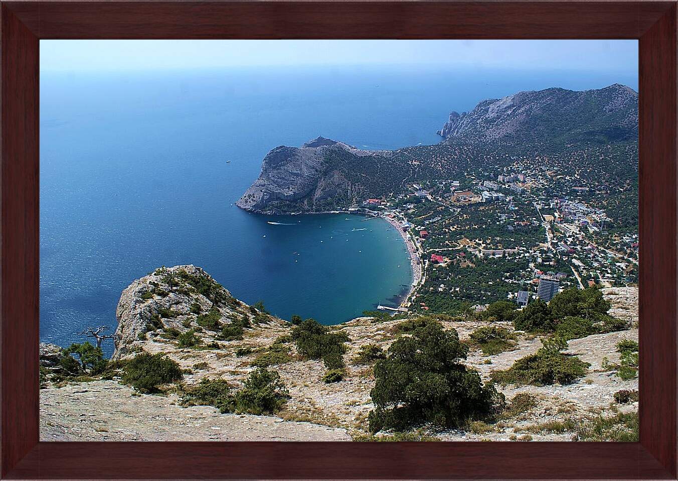 Картина в раме - Южный берег. Крым