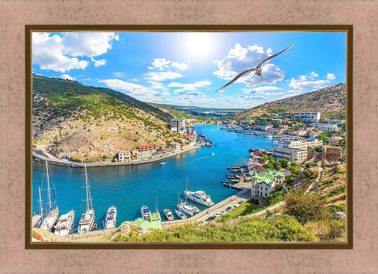 Картина в раме - Балаклавская бухта. Крым