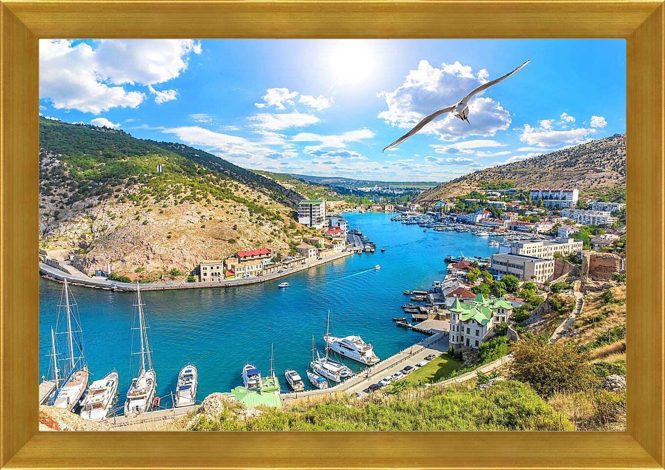 Картина в раме - Балаклавская бухта. Крым