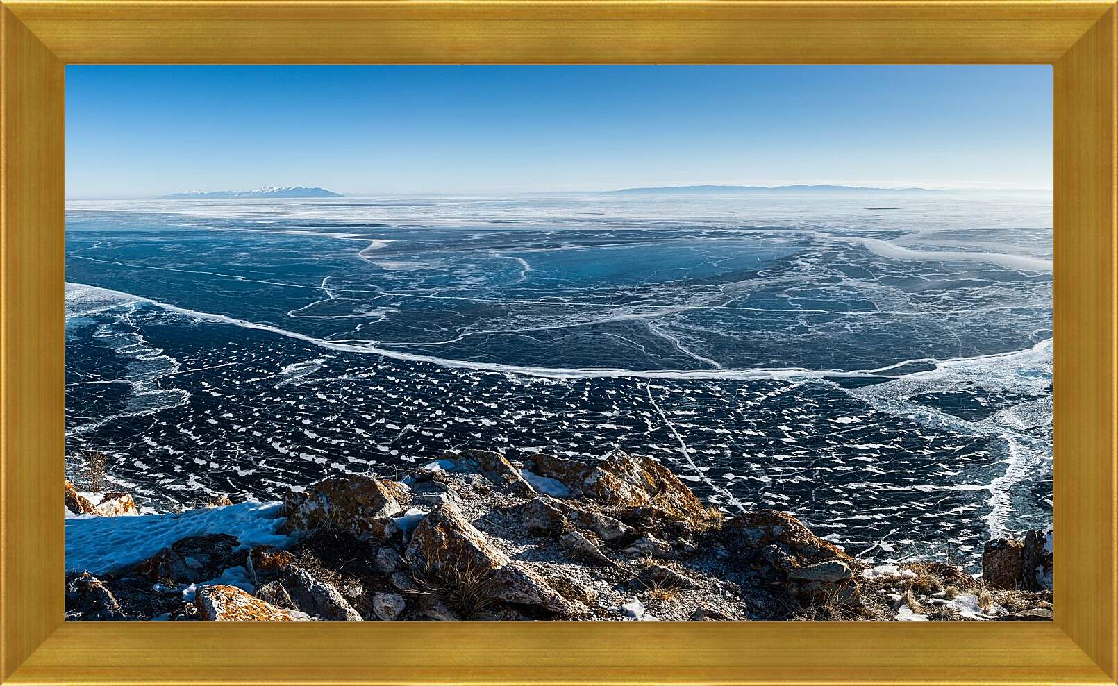 Картина в раме - Озеро зимой. Байкал
