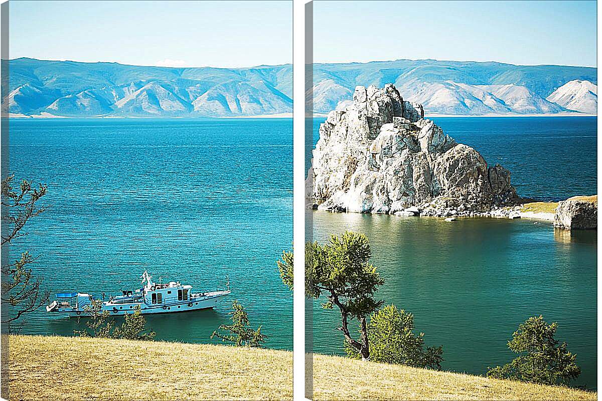 Модульная картина - Небольшое судно на озере. Байкал