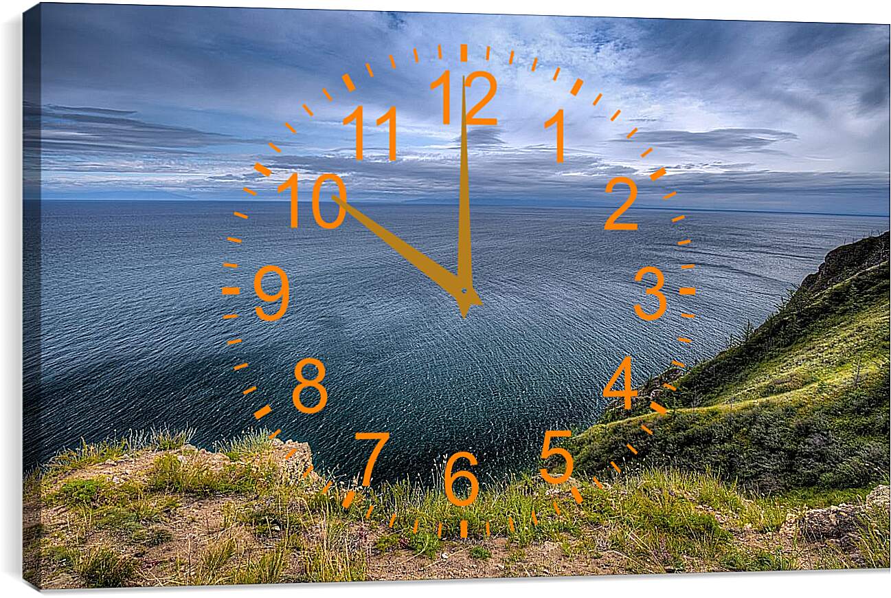 Часы картина - Пасмурная погода на озере. Байкал