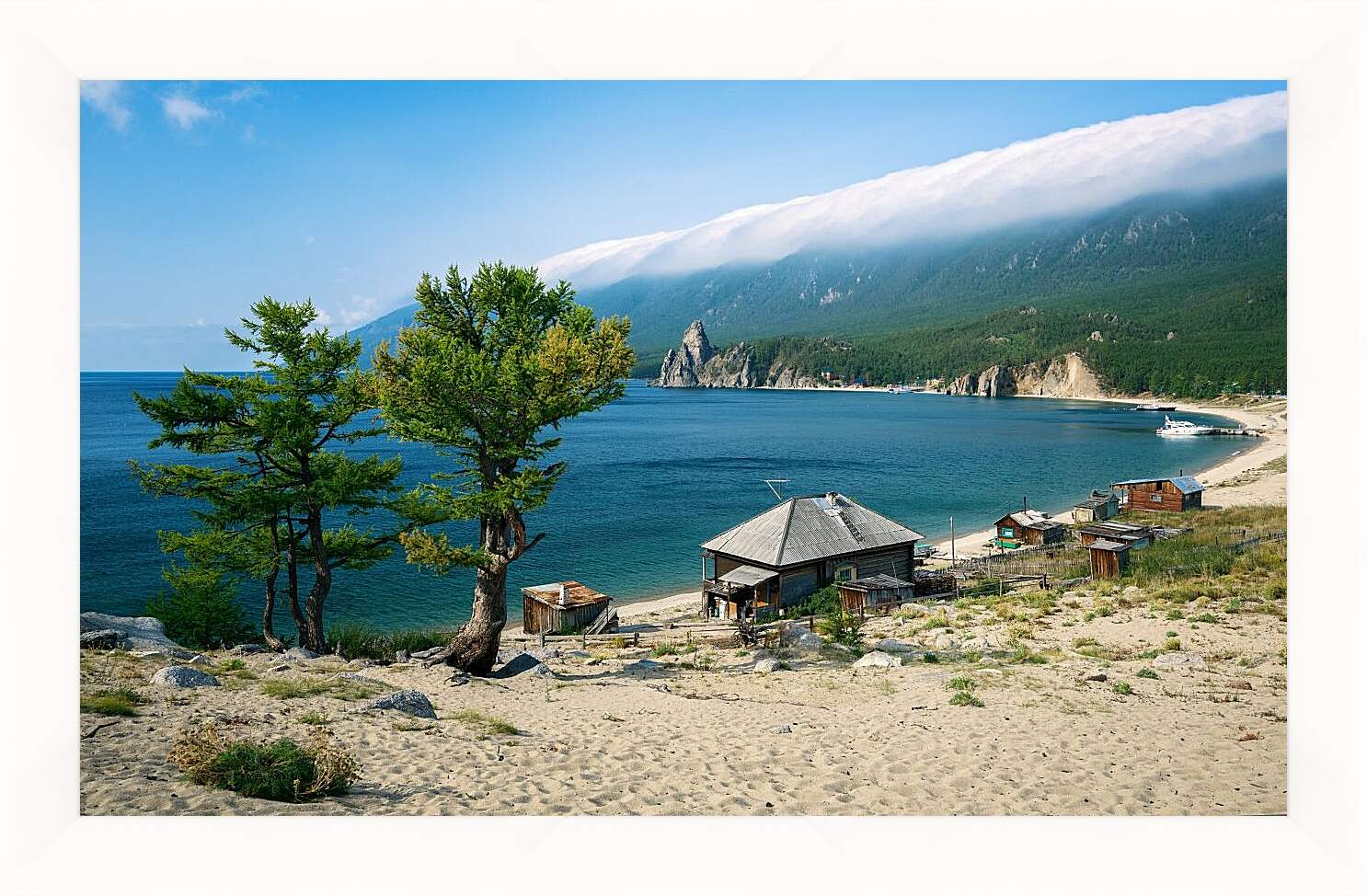 Картина в раме - Домик на берегу озера. Байкал