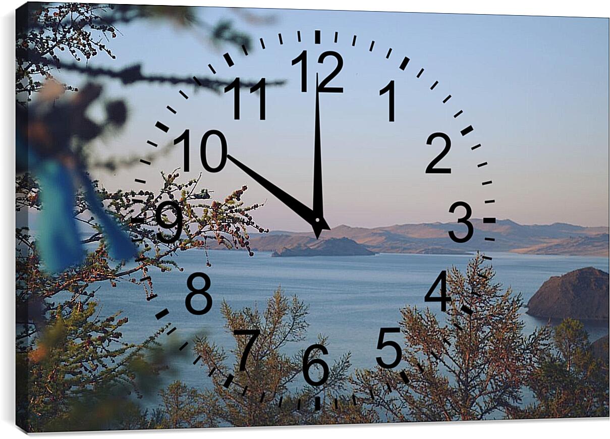 Часы картина - Вид на озеро через ветки. Байкал