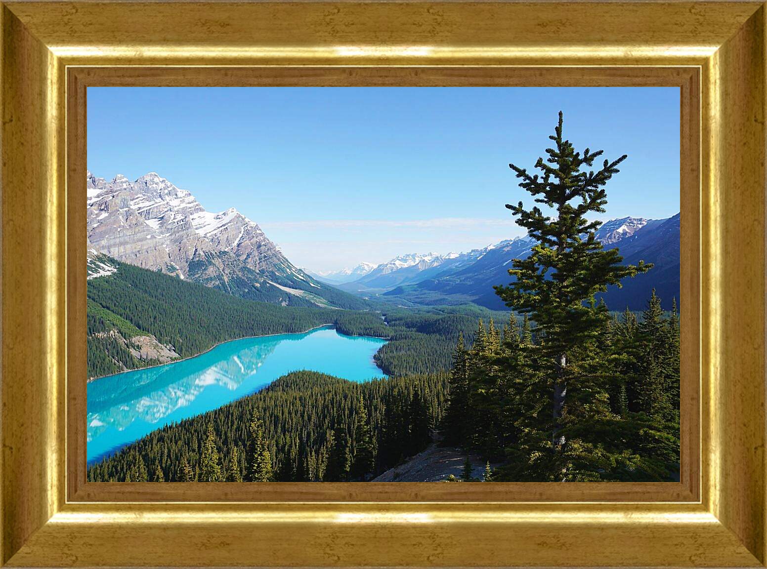 Картина в раме - Бирюзовая вода и горы