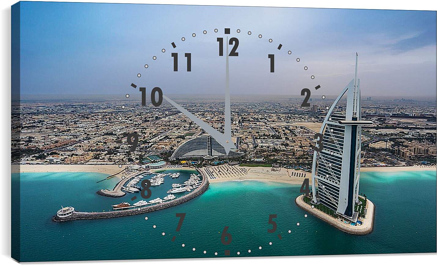 Часы картина - Вид на Бурдж Аль Араб с высоты. Дубай