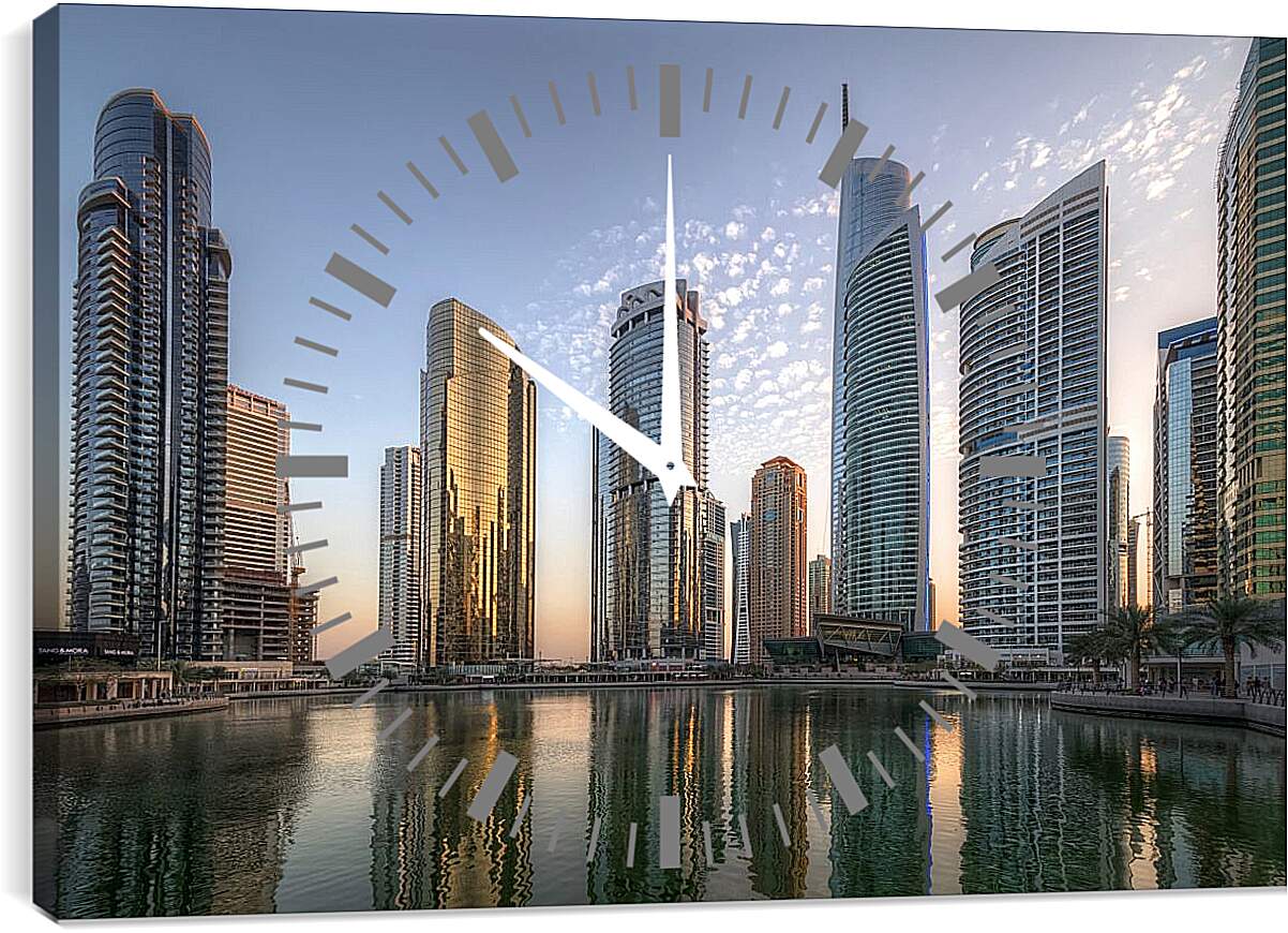 Часы картина - Отражение небоскрёбов в воде. Дубай