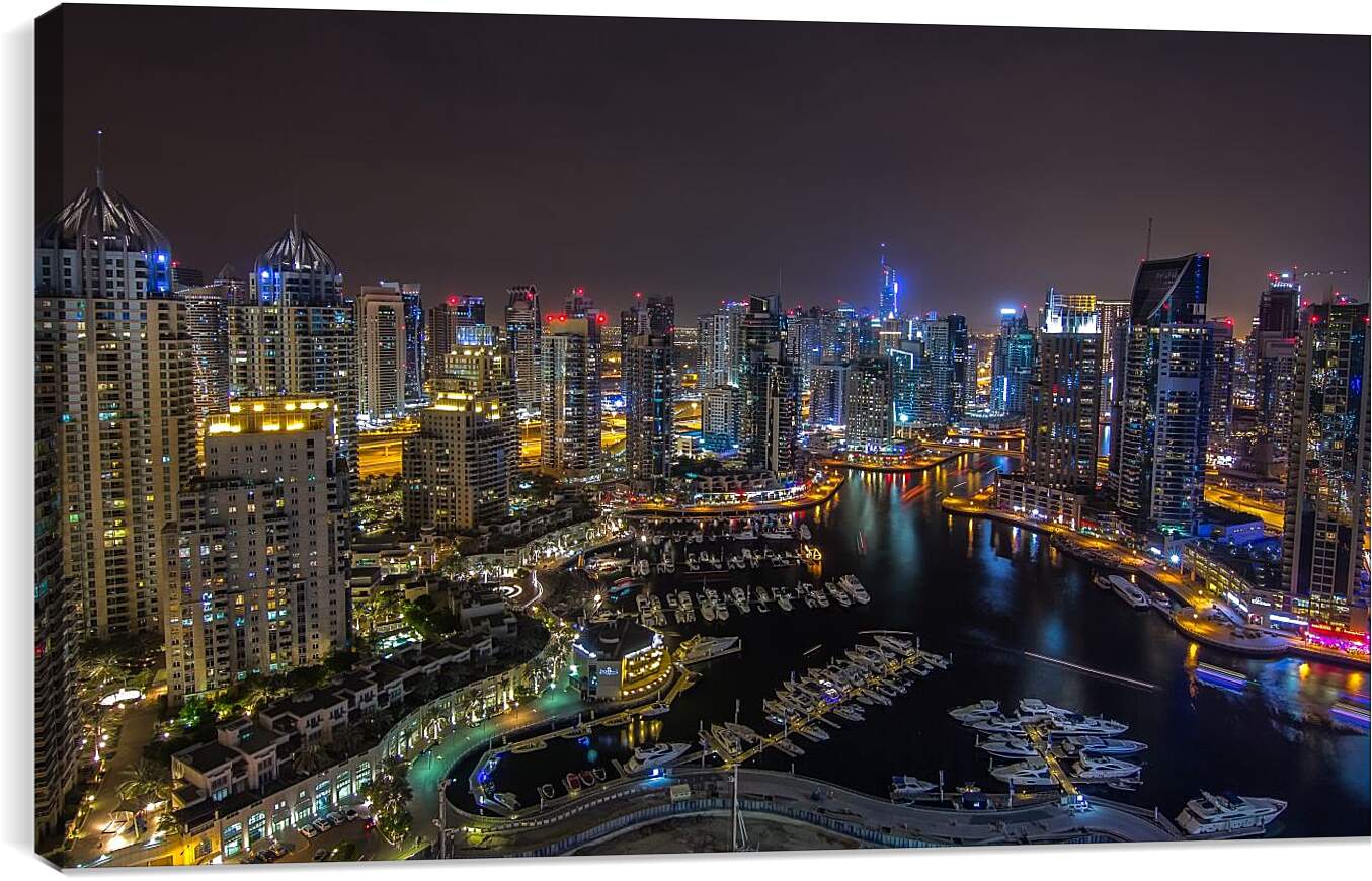 Постер и плакат - Вид на гавань с яхтами и город. Дубай
