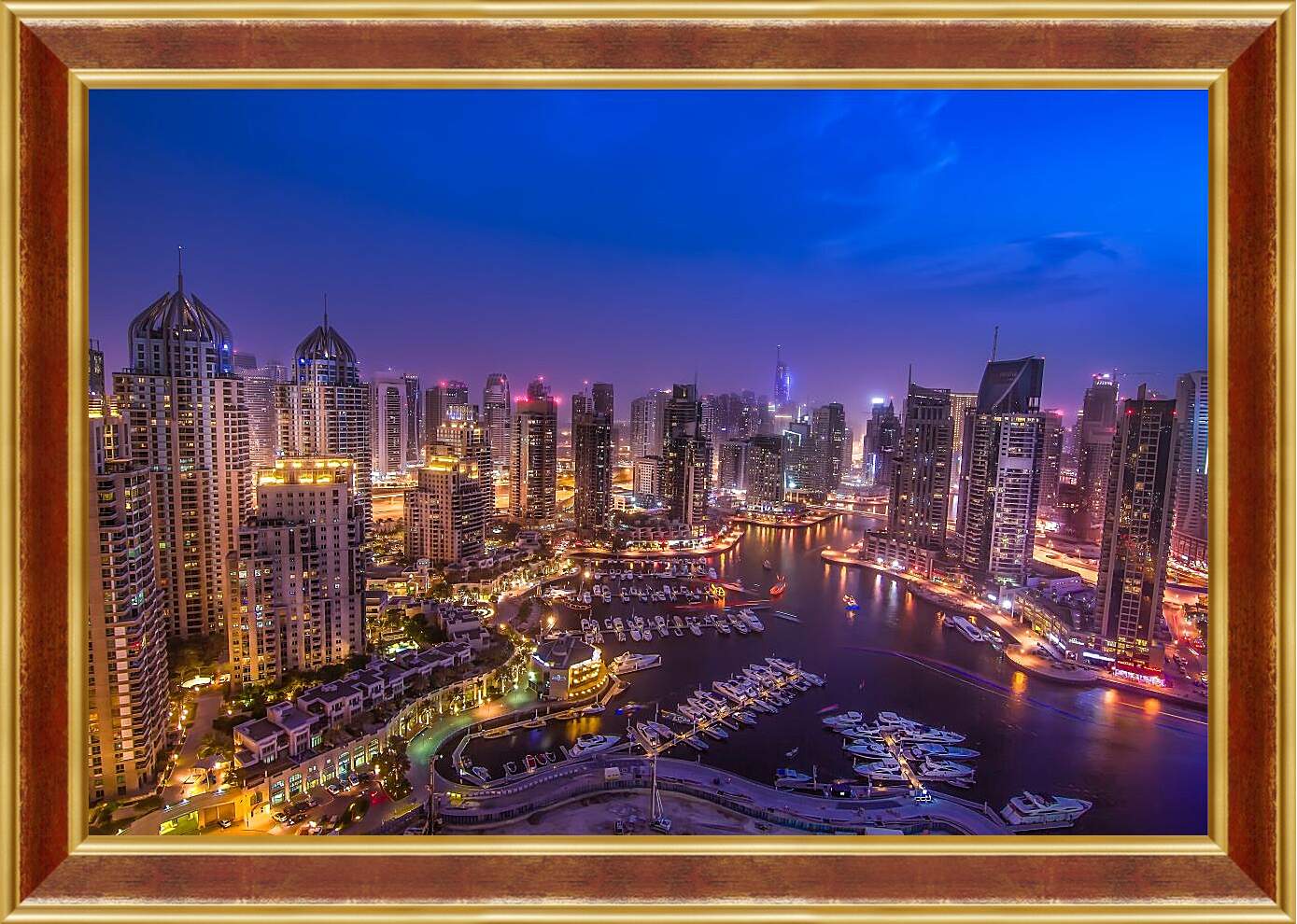 Картина в раме - Вид на город и яхты в гавани. Дубай