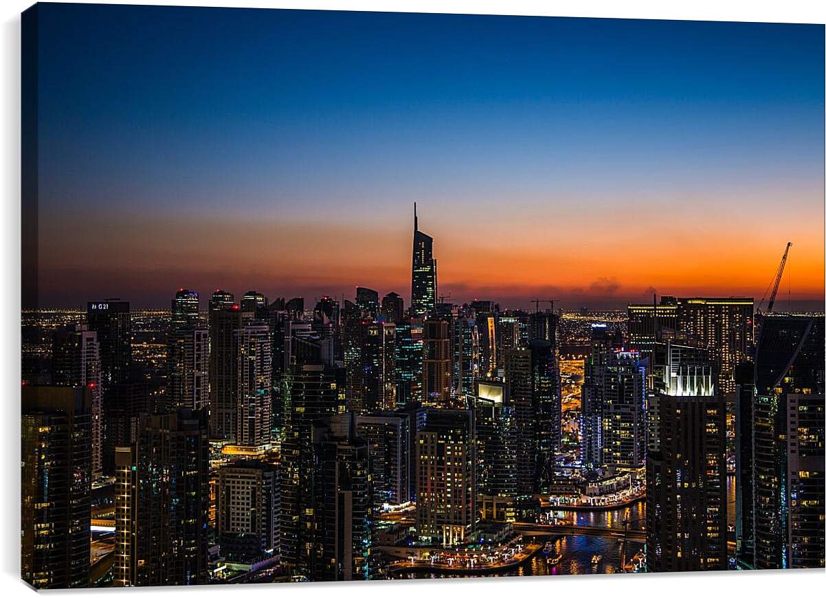 Постер и плакат - Закат над городом. Дубай