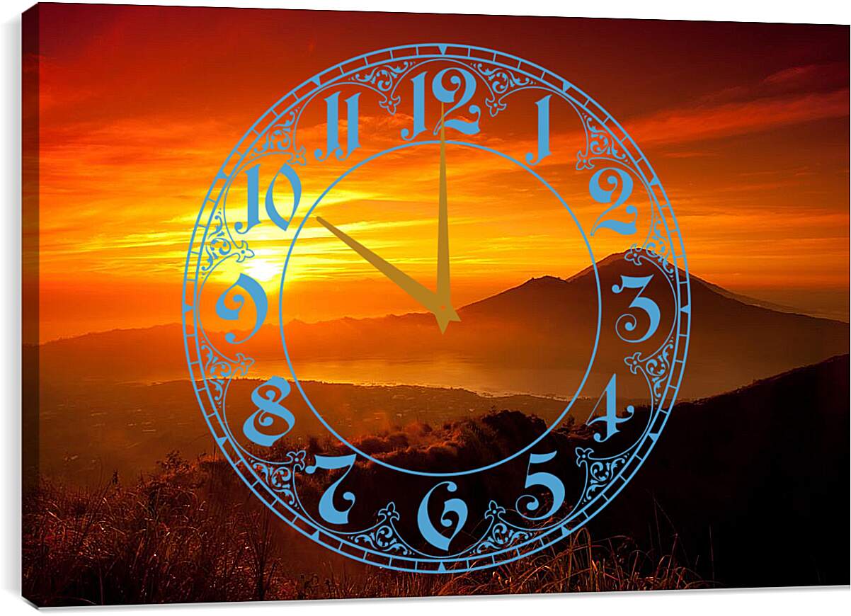 Часы картина - Закат над горами в тумане