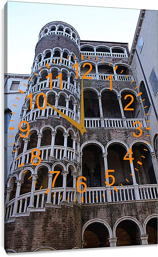 Часы картина - Дворец Венеции