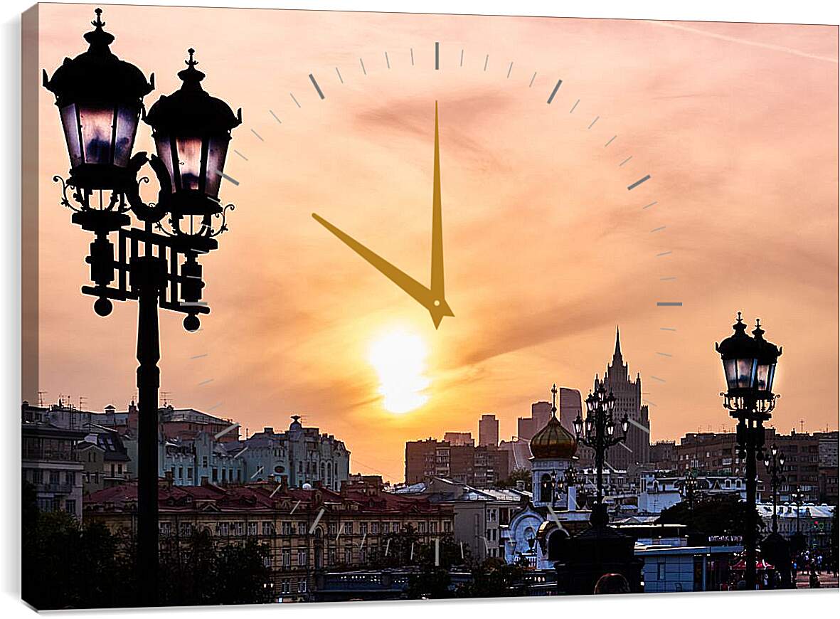 Часы картина - Солнце над городом