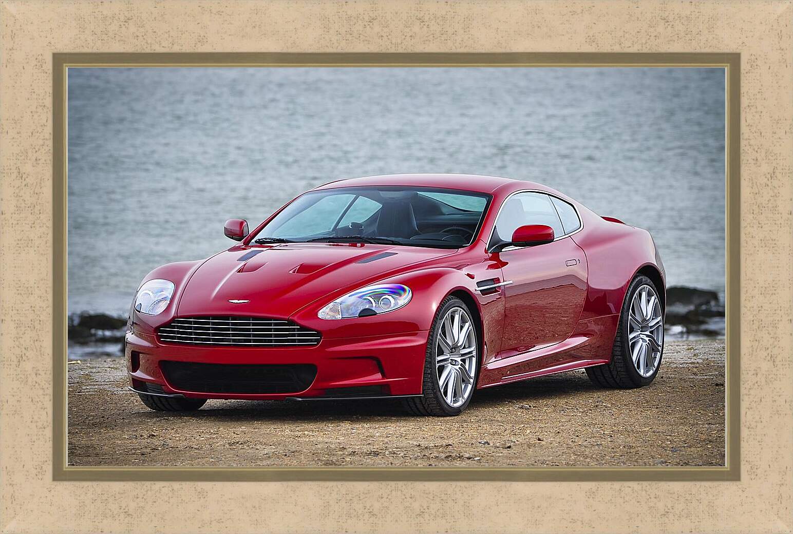 Картина в раме - Aston Martin DBS